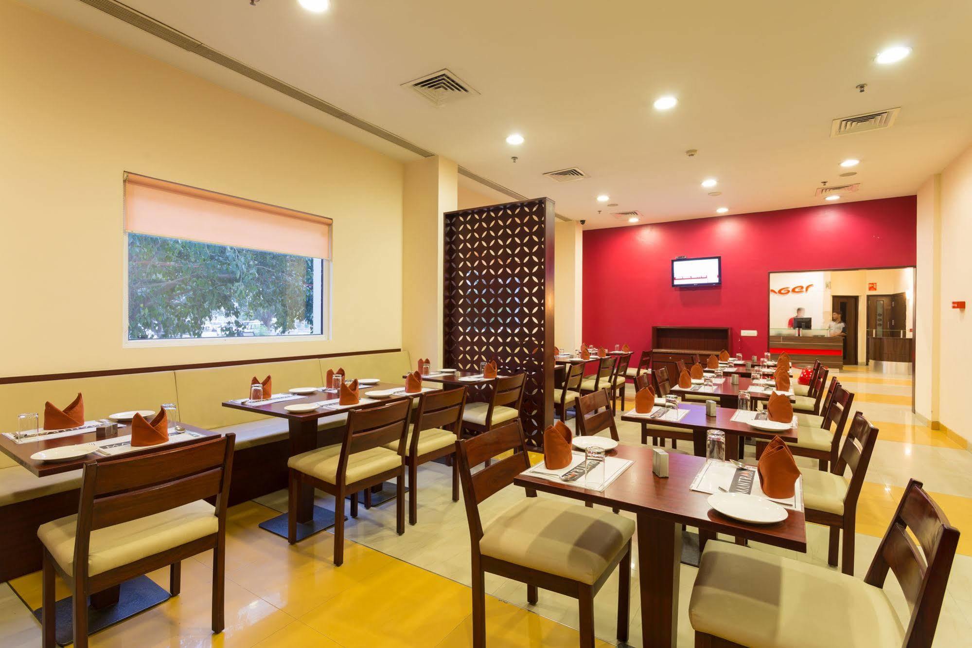 Hotel Dźajpur Zewnętrze zdjęcie